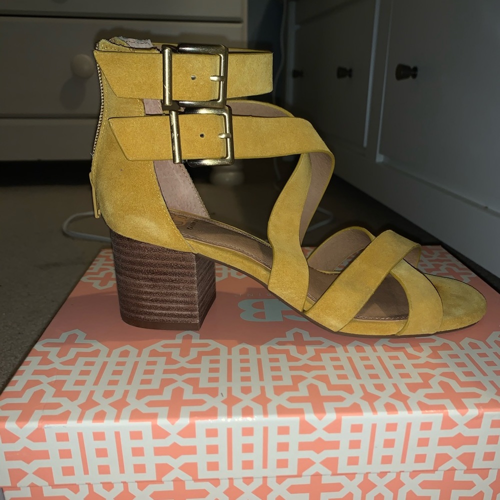 Gianni Bini Small Pumps